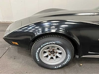 Chevrolet - corvette - c3 l82 - oldtimer - 1977 - afbeelding 25 van  33