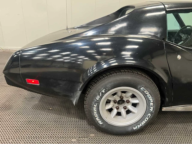 Chevrolet - corvette - c3 l82 - oldtimer - 1977 - afbeelding 26 van  33