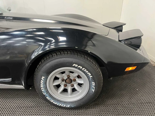 Chevrolet - corvette - c3 l82 - oldtimer - 1977 - afbeelding 27 van  33