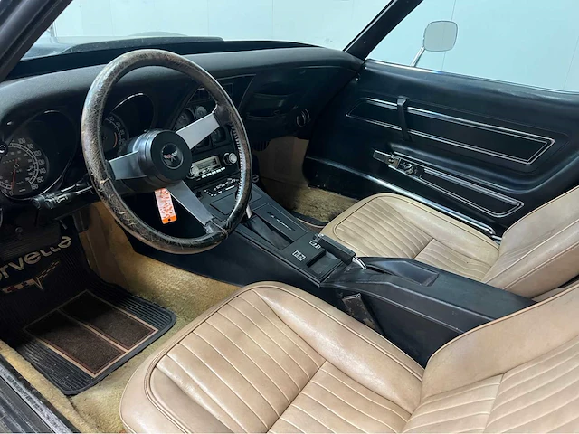 Chevrolet - corvette - c3 l82 - oldtimer - 1977 - afbeelding 11 van  34