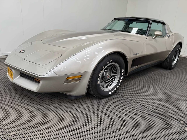Chevrolet - corvette - crossfire - oldtimer - 1982 - afbeelding 23 van  44