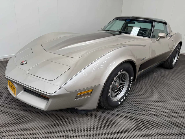 Chevrolet - corvette - crossfire - oldtimer - 1982 - afbeelding 34 van  44