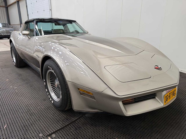 Chevrolet - corvette - crossfire - oldtimer - 1982 - afbeelding 8 van  44