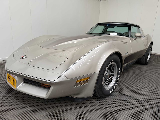 Chevrolet - corvette - crossfire - oldtimer - 1982 - afbeelding 12 van  44