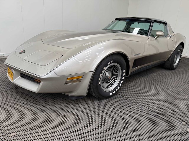 Chevrolet - corvette - crossfire - oldtimer - 1982 - afbeelding 23 van  44
