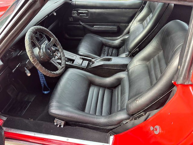 Chevrolet - corvette c3 - 5.7l 350 v8 - 1981 - afbeelding 7 van  28