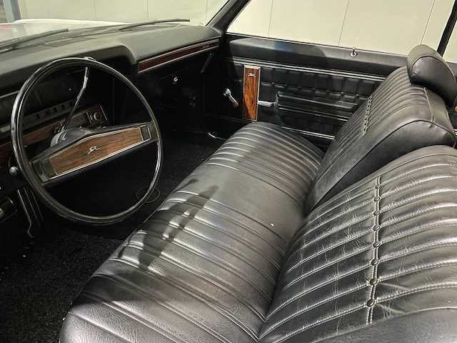 Chevrolet - impala - oldtimer - 1970 - afbeelding 16 van  47
