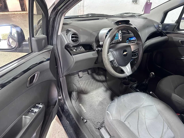 Chevrolet - spark - 1.0 16v ls bi-fuel - 14-nht-9 - afbeelding 19 van  20