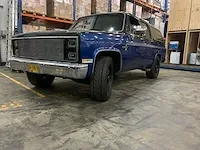 Chevrolet - suburban - personenauto - afbeelding 6 van  13