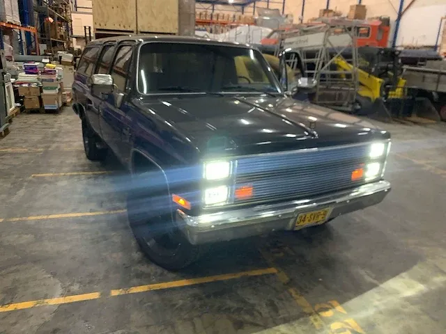 Chevrolet - suburban - personenauto - afbeelding 7 van  13