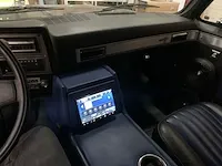 Chevrolet - suburban - personenauto - afbeelding 9 van  13