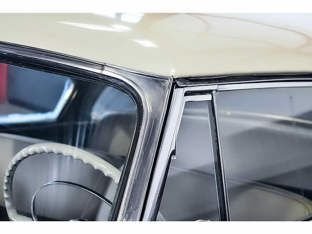 Chevrolet 210 deluxe coupe 236ci i6 - 1953 - afbeelding 24 van  90