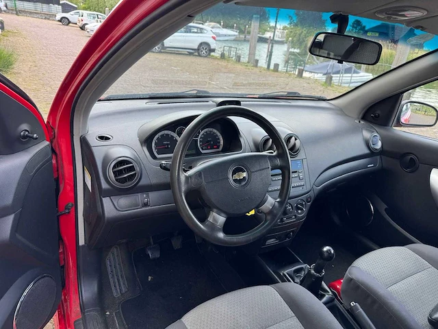 Chevrolet aveo 1.2 16v l nx-888-p - afbeelding 2 van  18