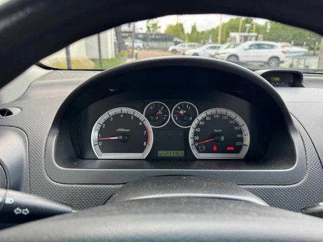 Chevrolet aveo 1.2 16v l nx-888-p - afbeelding 5 van  18