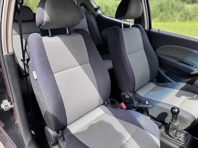 Chevrolet aveo 1.2 16v ls b-clever , 90-kxf-2 - afbeelding 16 van  18