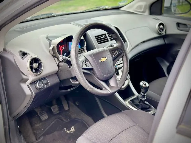 Chevrolet aveo 1.2 lt, 84-svs-3 - afbeelding 14 van  17