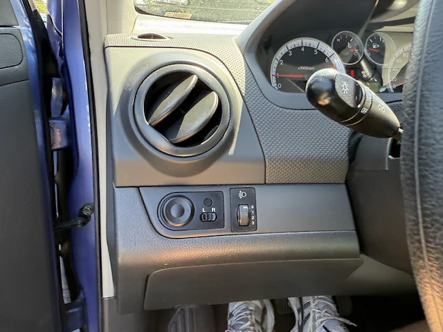 Chevrolet aveo,2009 - afbeelding 8 van  26