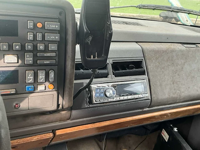 Chevrolet c1500 personenauto - afbeelding 12 van  12