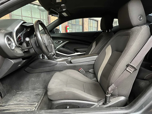 Chevrolet camaro 1lt 2.0l 275pk 2017 - afbeelding 29 van  42