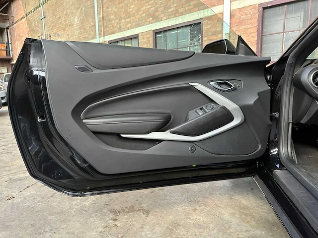 Chevrolet camaro 1lt 2.0l l4 f dohc 16v 275pk 2019 - afbeelding 28 van  37