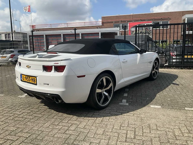 Chevrolet camaro cabriolet 6.2 automaat 2011, l-955-hb - afbeelding 26 van  28