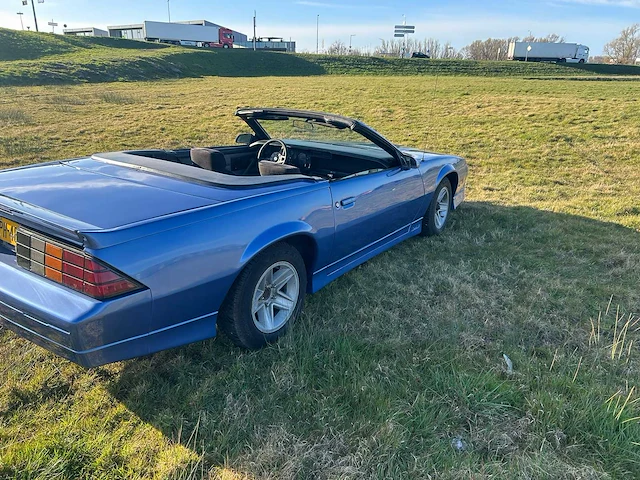 Chevrolet camaro iroc z28 convertible - afbeelding 9 van  16