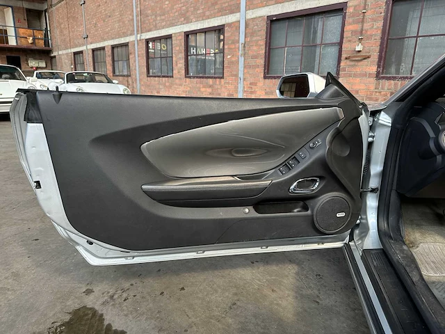Chevrolet camaro lt 3.6 327pk 2014 cabriolet - afbeelding 26 van  40