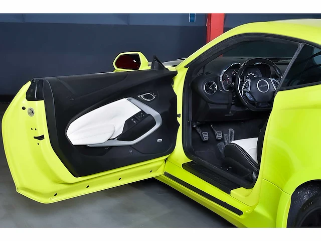 Chevrolet camaro lt1 coupe 6,2l v8 - 2021 - afbeelding 84 van  113