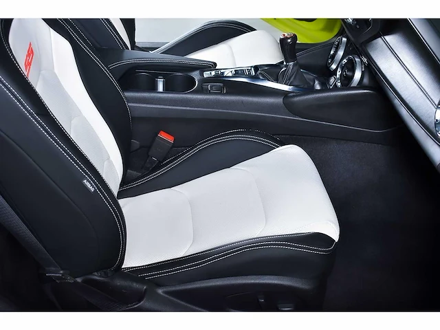 Chevrolet camaro lt1 coupe 6,2l v8 - 2021 - afbeelding 106 van  113