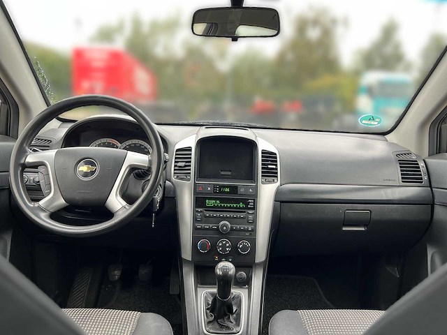 Chevrolet captiva 2.4i style 2wd 2008 | 17-ghn-5 - afbeelding 20 van  28