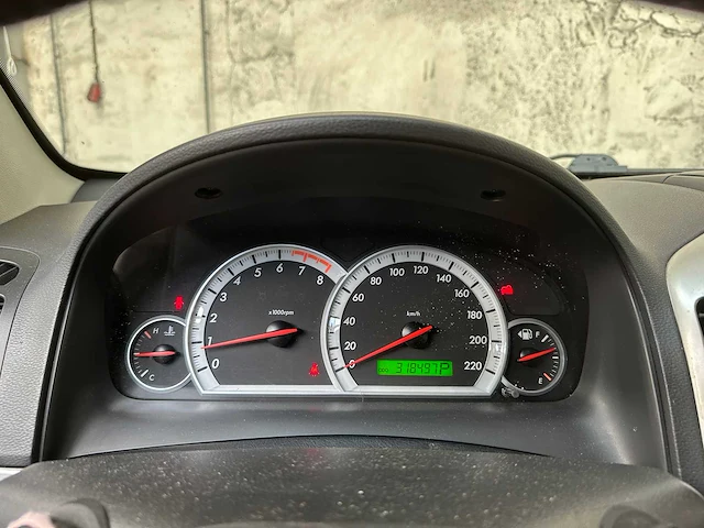 Chevrolet captiva 3.2i executive 230pk 2007, 93-xd-sl - afbeelding 18 van  41