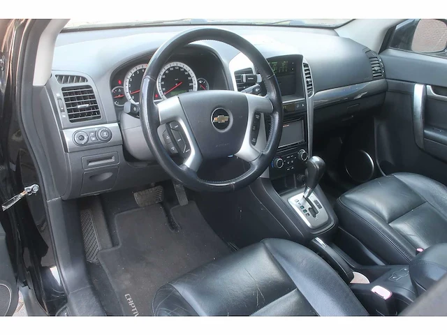 Chevrolet captiva 3.2i executive, 60-zg-xl - afbeelding 9 van  15