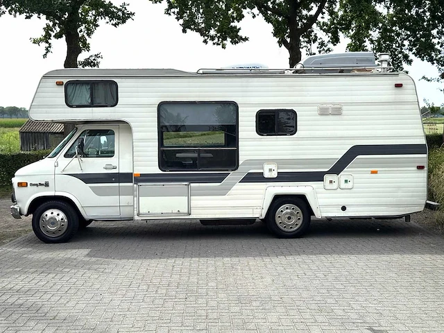 Chevrolet chevy van camper hop cap 210re kampeerwagen 1979 5.7 v8 lpg gh-29-vk - afbeelding 12 van  28