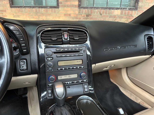 Chevrolet corvette 6.2 v8 376cu convertible 437pk 2008 youngtimer - afbeelding 25 van  40