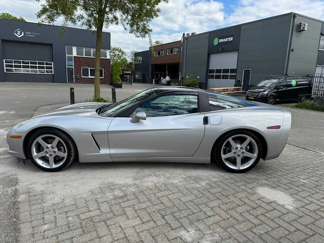 Chevrolet corvette c6 personenauto - afbeelding 33 van  37