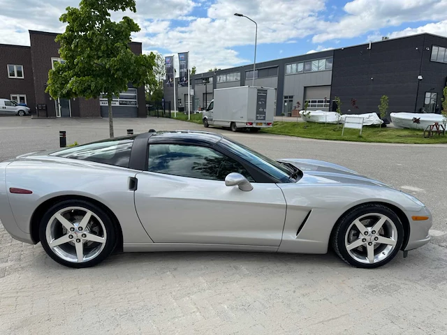 Chevrolet corvette c6 personenauto - afbeelding 34 van  37