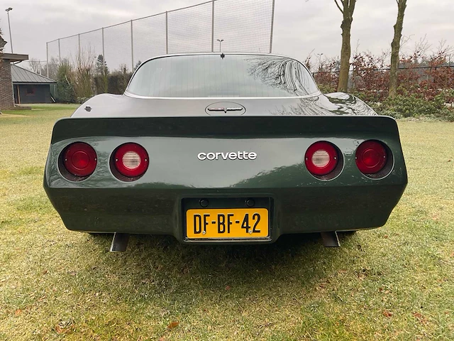Chevrolet corvette oldtimer - afbeelding 28 van  31