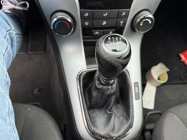 Chevrolet cruze, 2011 - afbeelding 4 van  31