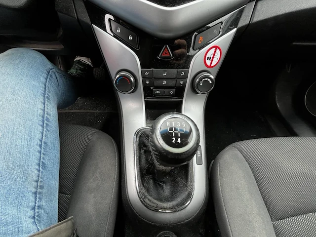 Chevrolet cruze,2012 - afbeelding 2 van  33