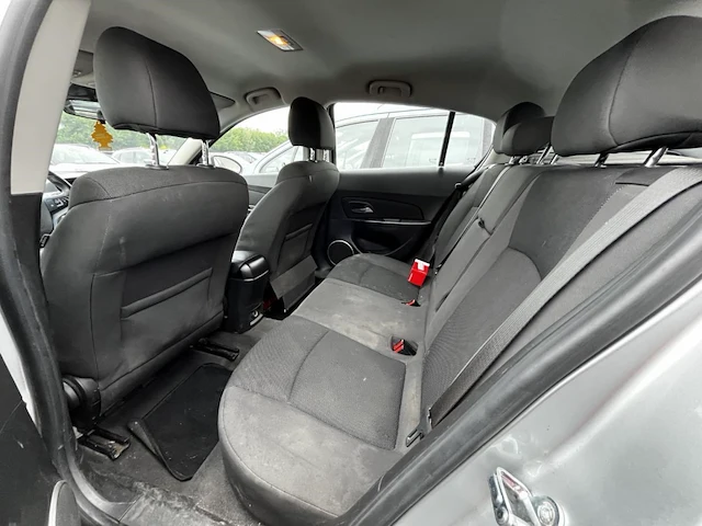 Chevrolet cruze,2012 - afbeelding 9 van  33