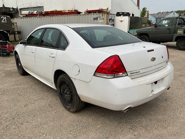 Chevrolet impala personenauto - afbeelding 9 van  14
