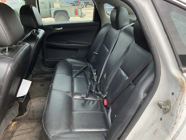 Chevrolet impala personenauto - afbeelding 12 van  14