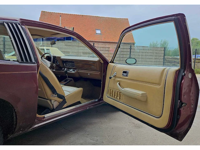 Chevrolet monza 2+2 140, 81-yd-95 - afbeelding 8 van  42