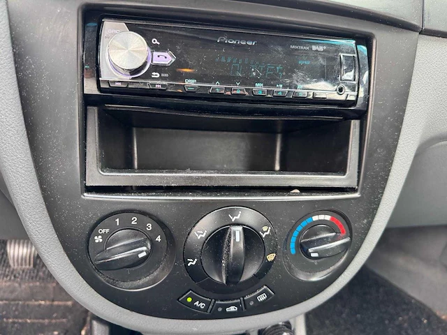 Chevrolet nubira station wagon 1.6-16v spir. lim.ed airco 97-pbt-1 - afbeelding 6 van  25