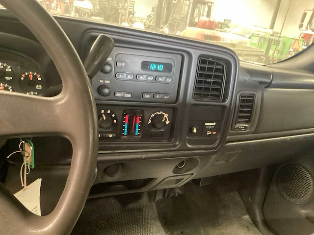 Chevrolet pick-up 2500hd personenauto - afbeelding 14 van  14