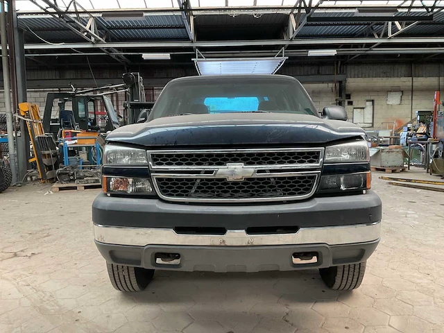 Chevrolet pick-up silverado 3500 personenauto - afbeelding 8 van  14