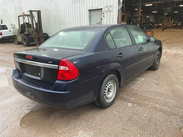Chevrolet sedan malibu ls personenauto - afbeelding 5 van  14