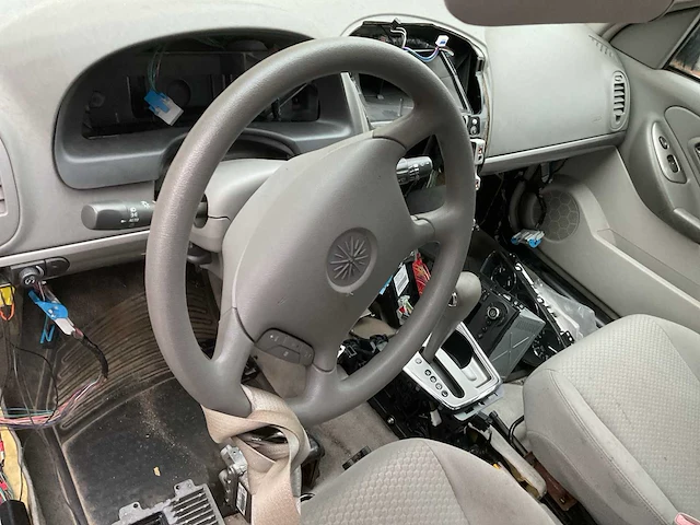 Chevrolet sedan malibu ls personenauto - afbeelding 9 van  14