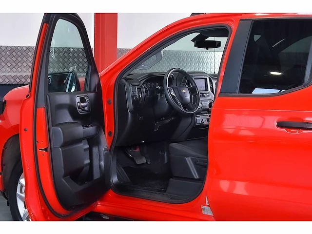 Chevrolet silverado c1500 quad cab pick up truck 4,3l v6 - 2020 - afbeelding 50 van  81
