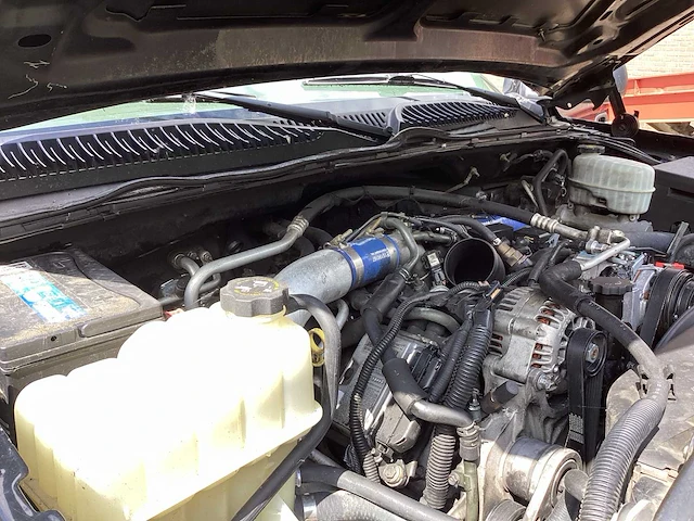 Chevrolet silverado duramax 2500hd personenauto - afbeelding 8 van  19